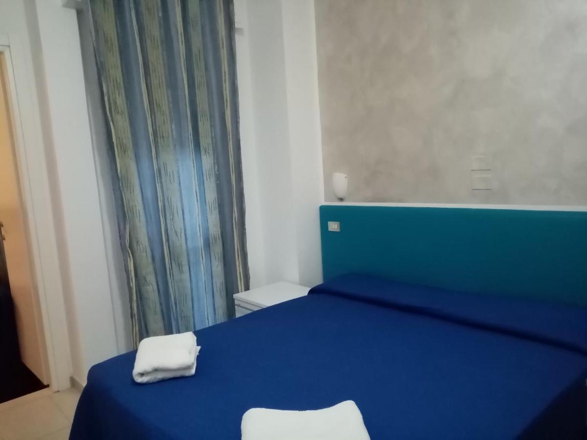 New Prophet Bed and Breakfast Cattolica Eksteriør billede