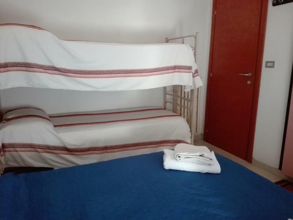 New Prophet Bed and Breakfast Cattolica Eksteriør billede